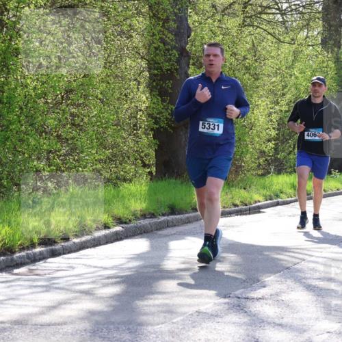 12.04.2026 - 45. Internationalen Wilhelmsburger Insellauf Yannick Fuchs http://msf.ph/oto/9485228 12.04.2026 10:28:08 Laufen 5331, 4062, 25, 3214 meine-sportfotos.de