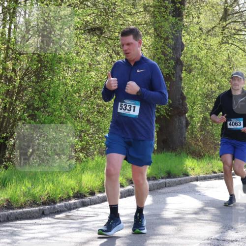 12.04.2026 - 45. Internationalen Wilhelmsburger Insellauf Yannick Fuchs http://msf.ph/oto/9485242 12.04.2026 10:28:09 Laufen 5331, 4063 meine-sportfotos.de