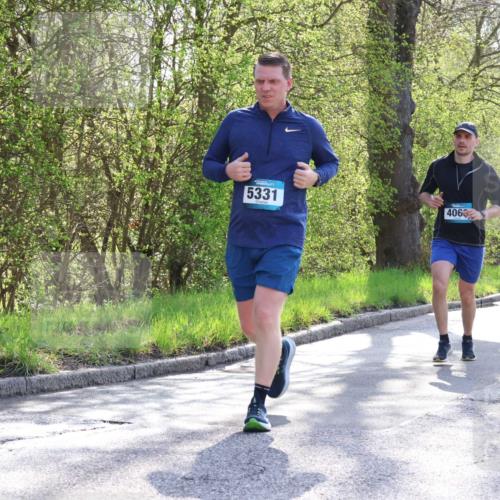 12.04.2026 - 45. Internationalen Wilhelmsburger Insellauf Yannick Fuchs http://msf.ph/oto/9485249 12.04.2026 10:28:10 Laufen 5331, 406 meine-sportfotos.de