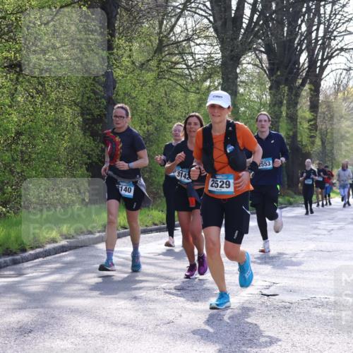 12.04.2026 - 45. Internationalen Wilhelmsburger Insellauf Yannick Fuchs http://msf.ph/oto/9485252 12.04.2026 10:46:28 Laufen 3140, 3142, 2529, 2553 meine-sportfotos.de