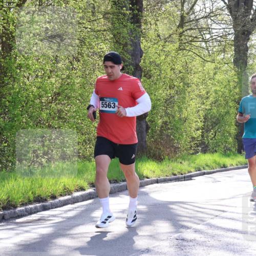 12.04.2026 - 45. Internationalen Wilhelmsburger Insellauf Yannick Fuchs http://msf.ph/oto/9485287 12.04.2026 10:34:38 Laufen 5563 meine-sportfotos.de