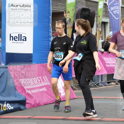 12.04.2026 - 45. Internationalen Wilhelmsburger Insellauf Strokosch-Dieckow http://msf.ph/oto/9485296 12.04.2026 13:20:16 Ziel 5003, 3857, 2946, 4905, 4274, 2534, 4936 meine-sportfotos.de
