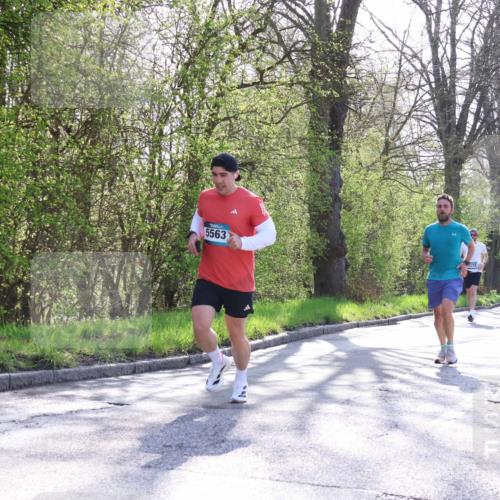 12.04.2026 - 45. Internationalen Wilhelmsburger Insellauf Yannick Fuchs http://msf.ph/oto/9485298 12.04.2026 10:34:39 Laufen 5563, 3172 meine-sportfotos.de