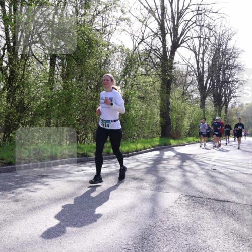 12.04.2026 - 45. Internationalen Wilhelmsburger Insellauf Yannick Fuchs http://msf.ph/oto/9485305 12.04.2026 10:28:15 Laufen 3214 meine-sportfotos.de