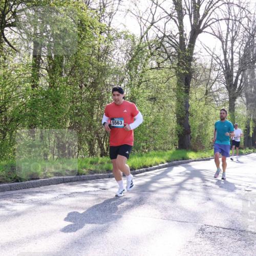 12.04.2026 - 45. Internationalen Wilhelmsburger Insellauf Yannick Fuchs http://msf.ph/oto/9485306 12.04.2026 10:34:39 Laufen 5563 meine-sportfotos.de