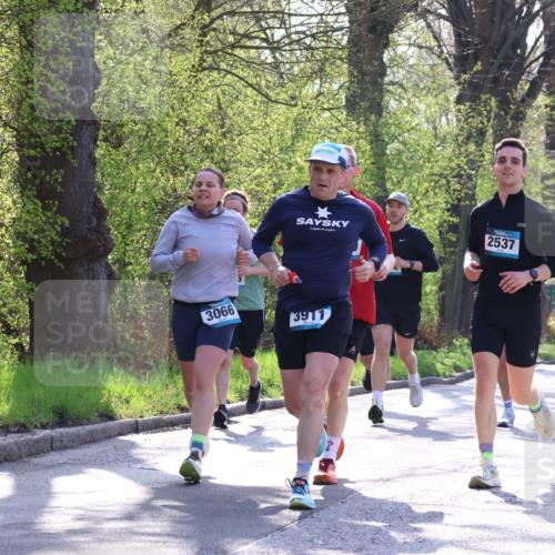 12.04.2026 - 45. Internationalen Wilhelmsburger Insellauf Yannick Fuchs http://msf.ph/oto/9485314 12.04.2026 10:28:17 Laufen 2537, 3066, 3911 meine-sportfotos.de