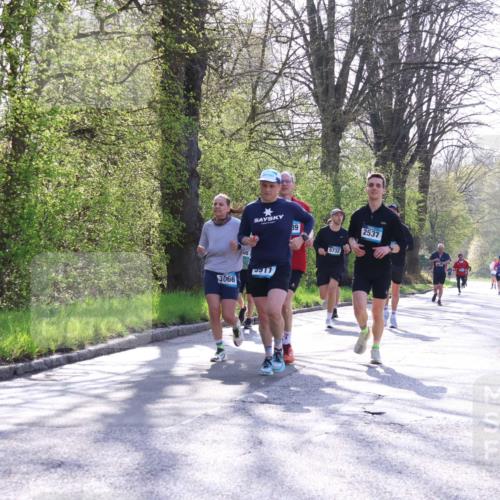 12.04.2026 - 45. Internationalen Wilhelmsburger Insellauf Yannick Fuchs http://msf.ph/oto/9485320 12.04.2026 10:28:17 Laufen 05, 3066, 917, 89, 5732, 2537 meine-sportfotos.de