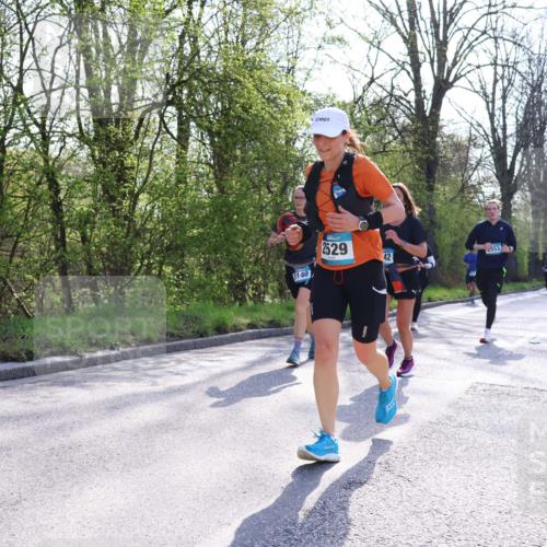 12.04.2026 - 45. Internationalen Wilhelmsburger Insellauf Yannick Fuchs http://msf.ph/oto/9485354 12.04.2026 10:46:29 Laufen 3140, 2529, 553, 42 meine-sportfotos.de