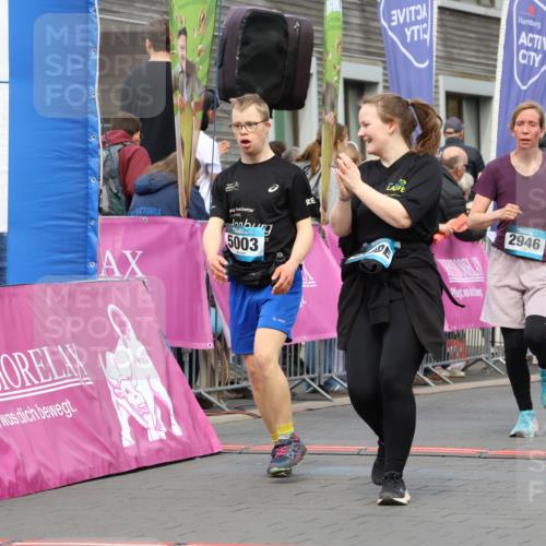 12.04.2026 - 45. Internationalen Wilhelmsburger Insellauf Strokosch-Dieckow http://msf.ph/oto/9485375 12.04.2026 13:20:14 Ziel 5003, 3857, 2946, 4905, 4274, 2534 meine-sportfotos.de