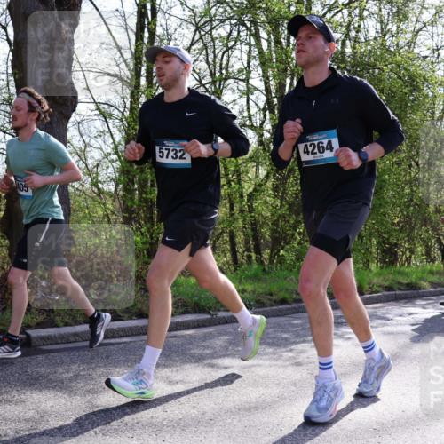 12.04.2026 - 45. Internationalen Wilhelmsburger Insellauf Yannick Fuchs http://msf.ph/oto/9485381 12.04.2026 10:28:22 Laufen 405, 5732, 4264, 3043 meine-sportfotos.de