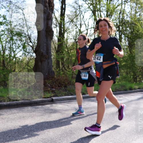 12.04.2026 - 45. Internationalen Wilhelmsburger Insellauf Yannick Fuchs http://msf.ph/oto/9485406 12.04.2026 10:46:31 Laufen 140, 142 meine-sportfotos.de