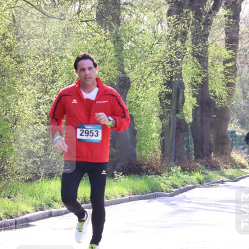 12.04.2026 - 45. Internationalen Wilhelmsburger Insellauf Yannick Fuchs http://msf.ph/oto/9485449 12.04.2026 10:28:30 Laufen 2953, 2485, 5511 meine-sportfotos.de