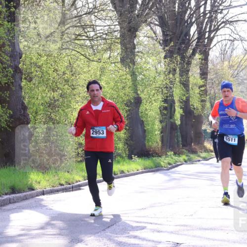 12.04.2026 - 45. Internationalen Wilhelmsburger Insellauf Yannick Fuchs http://msf.ph/oto/9485453 12.04.2026 10:28:30 Laufen 2953, 5511 meine-sportfotos.de