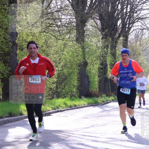 12.04.2026 - 45. Internationalen Wilhelmsburger Insellauf Yannick Fuchs http://msf.ph/oto/9485465 12.04.2026 10:28:31 Laufen 2953, 5511 meine-sportfotos.de