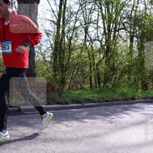 12.04.2026 - 45. Internationalen Wilhelmsburger Insellauf Yannick Fuchs http://msf.ph/oto/9485507 12.04.2026 10:28:34 Laufen 953, 5511 meine-sportfotos.de