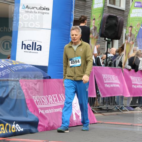 12.04.2026 - 45. Internationalen Wilhelmsburger Insellauf Strokosch-Dieckow http://msf.ph/oto/9485524 12.04.2026 13:19:53 Ziel 5007, 4594, 4984, 3927, 3193, 4469 meine-sportfotos.de