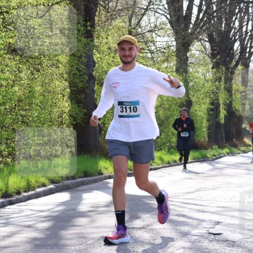 12.04.2026 - 45. Internationalen Wilhelmsburger Insellauf Yannick Fuchs http://msf.ph/oto/9485527 12.04.2026 10:28:38 Laufen 3110, 2485 meine-sportfotos.de