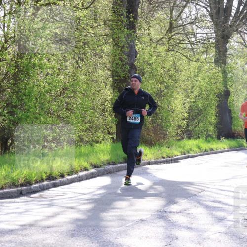 12.04.2026 - 45. Internationalen Wilhelmsburger Insellauf Yannick Fuchs http://msf.ph/oto/9485560 12.04.2026 10:28:42 Laufen 2485, 2986 meine-sportfotos.de