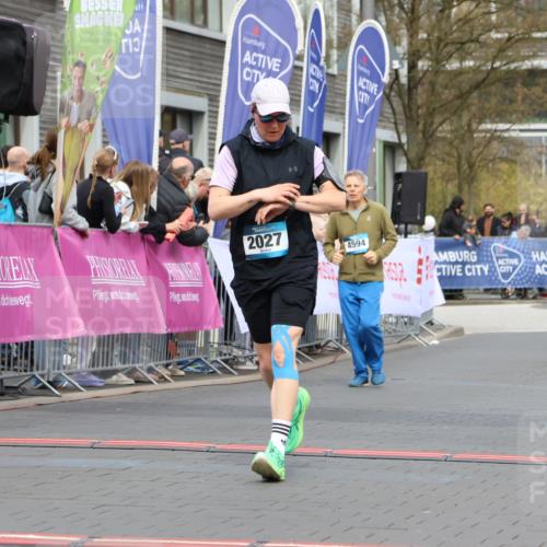 12.04.2026 - 45. Internationalen Wilhelmsburger Insellauf Strokosch-Dieckow http://msf.ph/oto/9485593 12.04.2026 13:19:46 Ziel 2027 meine-sportfotos.de