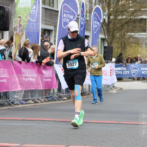 12.04.2026 - 45. Internationalen Wilhelmsburger Insellauf Strokosch-Dieckow http://msf.ph/oto/9485598 12.04.2026 13:19:46 Ziel 2027 meine-sportfotos.de