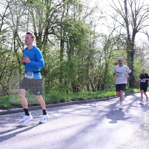 12.04.2026 - 45. Internationalen Wilhelmsburger Insellauf Yannick Fuchs http://msf.ph/oto/9485602 12.04.2026 10:34:52 Laufen 2300, 2995, 2845 meine-sportfotos.de