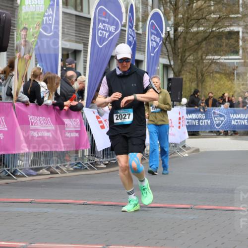 12.04.2026 - 45. Internationalen Wilhelmsburger Insellauf Strokosch-Dieckow http://msf.ph/oto/9485613 12.04.2026 13:19:46 Ziel 2027 meine-sportfotos.de