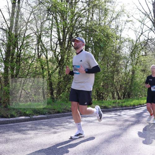 12.04.2026 - 45. Internationalen Wilhelmsburger Insellauf Yannick Fuchs http://msf.ph/oto/9485684 12.04.2026 10:34:53 Laufen 2995, 2845 meine-sportfotos.de