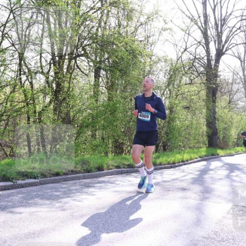 12.04.2026 - 45. Internationalen Wilhelmsburger Insellauf Yannick Fuchs http://msf.ph/oto/9485695 12.04.2026 10:29:01 Laufen 4009 meine-sportfotos.de