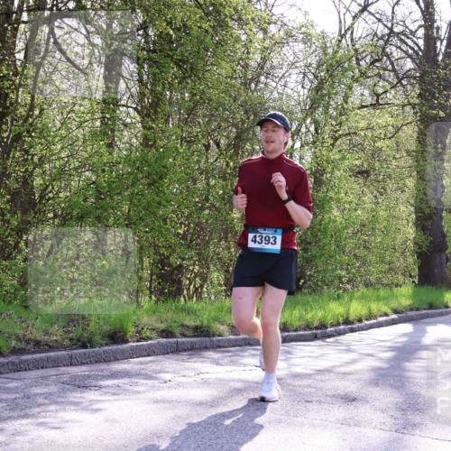 12.04.2026 - 45. Internationalen Wilhelmsburger Insellauf Yannick Fuchs http://msf.ph/oto/9485744 12.04.2026 10:29:06 Laufen 4393 meine-sportfotos.de