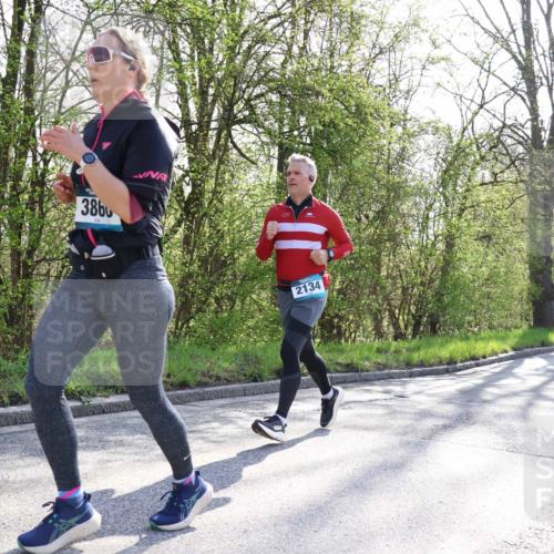 12.04.2026 - 45. Internationalen Wilhelmsburger Insellauf Yannick Fuchs http://msf.ph/oto/9485753 12.04.2026 10:35:01 Laufen 386, 2134 meine-sportfotos.de