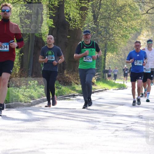 12.04.2026 - 45. Internationalen Wilhelmsburger Insellauf Yannick Fuchs http://msf.ph/oto/9485756 12.04.2026 10:29:09 Laufen 5834, 733, 3144, 2521, 2148, 2456 meine-sportfotos.de