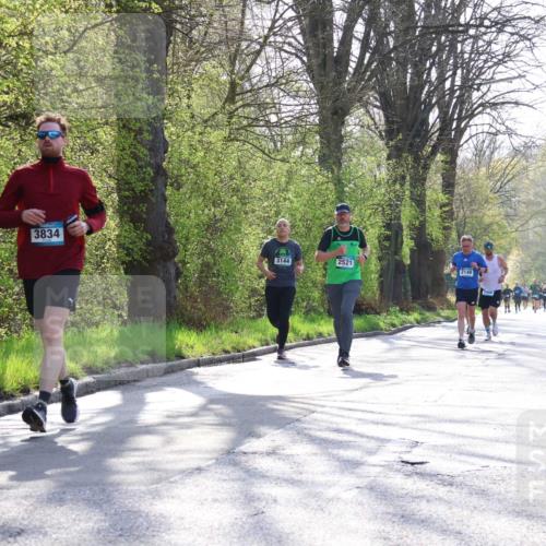 12.04.2026 - 45. Internationalen Wilhelmsburger Insellauf Yannick Fuchs http://msf.ph/oto/9485818 12.04.2026 10:29:14 Laufen 3834, 3144, 2521, 2148 meine-sportfotos.de