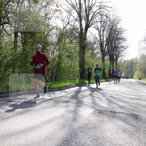 12.04.2026 - 45. Internationalen Wilhelmsburger Insellauf Yannick Fuchs http://msf.ph/oto/9485834 12.04.2026 10:29:16 Laufen 12327 meine-sportfotos.de