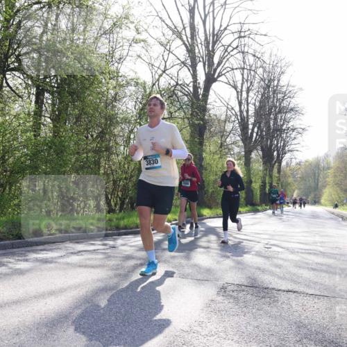 12.04.2026 - 45. Internationalen Wilhelmsburger Insellauf Yannick Fuchs http://msf.ph/oto/9485843 12.04.2026 10:35:10 Laufen 3830, 3008 meine-sportfotos.de