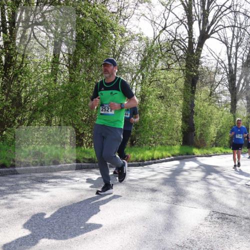 12.04.2026 - 45. Internationalen Wilhelmsburger Insellauf Yannick Fuchs http://msf.ph/oto/9485866 12.04.2026 10:29:18 Laufen 2521, 44, 2148 meine-sportfotos.de