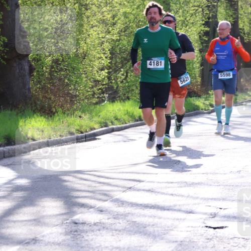 12.04.2026 - 45. Internationalen Wilhelmsburger Insellauf Yannick Fuchs http://msf.ph/oto/9485871 12.04.2026 10:35:14 Laufen 4181, 5626, 5598 meine-sportfotos.de