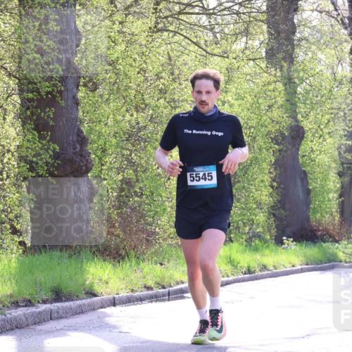 12.04.2026 - 45. Internationalen Wilhelmsburger Insellauf Yannick Fuchs http://msf.ph/oto/9485929 12.04.2026 10:29:26 Laufen 5545 meine-sportfotos.de
