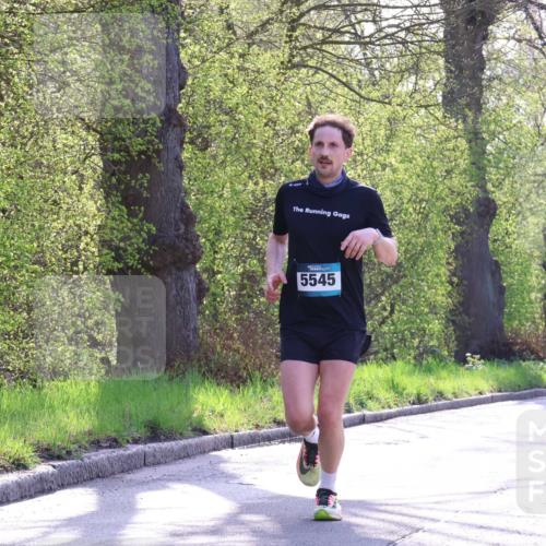 12.04.2026 - 45. Internationalen Wilhelmsburger Insellauf Yannick Fuchs http://msf.ph/oto/9485933 12.04.2026 10:29:26 Laufen 5545 meine-sportfotos.de