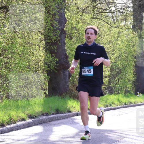 12.04.2026 - 45. Internationalen Wilhelmsburger Insellauf Yannick Fuchs http://msf.ph/oto/9485937 12.04.2026 10:29:27 Laufen 5545 meine-sportfotos.de