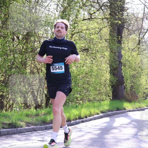 12.04.2026 - 45. Internationalen Wilhelmsburger Insellauf Yannick Fuchs http://msf.ph/oto/9485960 12.04.2026 10:29:28 Laufen 5545 meine-sportfotos.de