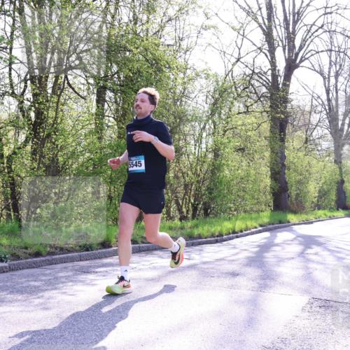 12.04.2026 - 45. Internationalen Wilhelmsburger Insellauf Yannick Fuchs http://msf.ph/oto/9485966 12.04.2026 10:29:29 Laufen 5545 meine-sportfotos.de