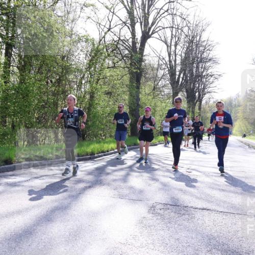 12.04.2026 - 45. Internationalen Wilhelmsburger Insellauf Yannick Fuchs http://msf.ph/oto/9485979 12.04.2026 10:35:29 Laufen 269, 3563, 430, 4402 meine-sportfotos.de