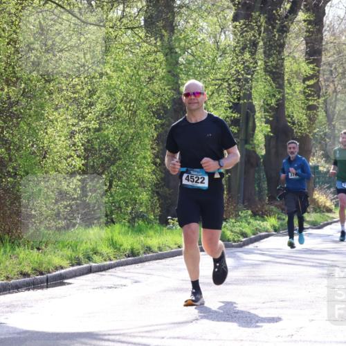12.04.2026 - 45. Internationalen Wilhelmsburger Insellauf Yannick Fuchs http://msf.ph/oto/9485980 12.04.2026 10:29:32 Laufen 4522, 2100, 3444, 1954 meine-sportfotos.de
