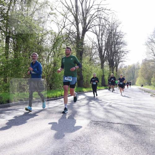 12.04.2026 - 45. Internationalen Wilhelmsburger Insellauf Yannick Fuchs http://msf.ph/oto/9486076 12.04.2026 10:29:41 Laufen 2100 meine-sportfotos.de