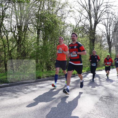 12.04.2026 - 45. Internationalen Wilhelmsburger Insellauf Yannick Fuchs http://msf.ph/oto/9486086 12.04.2026 10:35:39 Laufen 284, 3500, 4700, 309, 098, 5562 meine-sportfotos.de