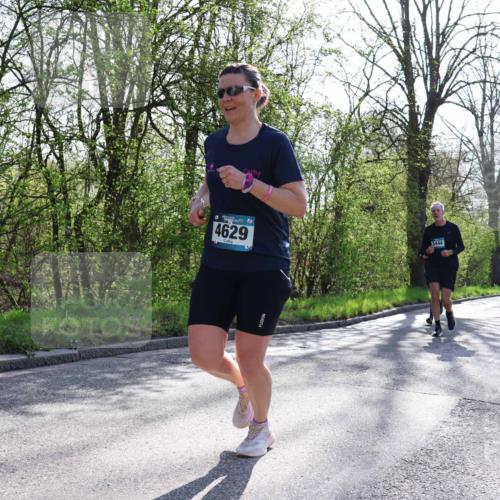 12.04.2026 - 45. Internationalen Wilhelmsburger Insellauf Yannick Fuchs http://msf.ph/oto/9486112 12.04.2026 10:29:45 Laufen 4629, 3444 meine-sportfotos.de