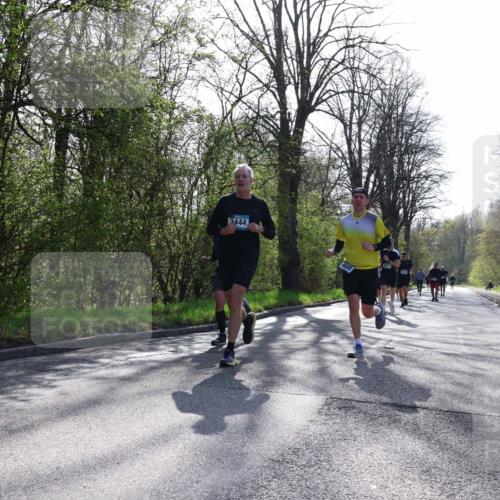 12.04.2026 - 45. Internationalen Wilhelmsburger Insellauf Yannick Fuchs http://msf.ph/oto/9486123 12.04.2026 10:29:46 Laufen 3444 meine-sportfotos.de