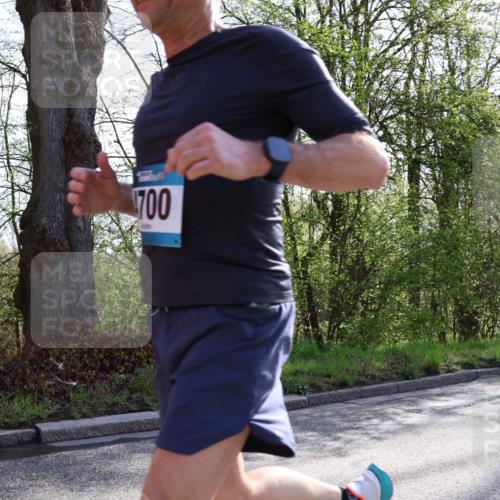 12.04.2026 - 45. Internationalen Wilhelmsburger Insellauf Yannick Fuchs http://msf.ph/oto/9486124 12.04.2026 10:35:43 Laufen 700 meine-sportfotos.de