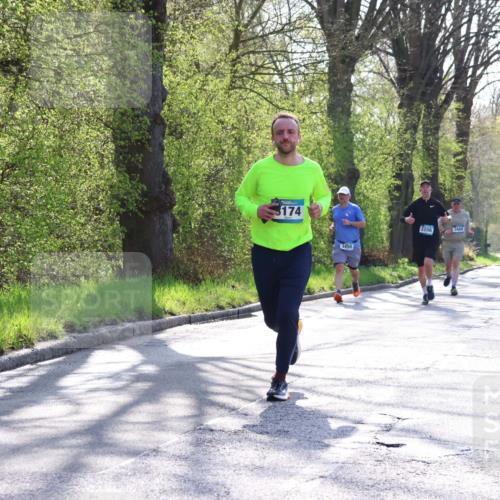 12.04.2026 - 45. Internationalen Wilhelmsburger Insellauf Yannick Fuchs http://msf.ph/oto/9486128 12.04.2026 10:35:45 Laufen 174, 3450, 2206, 2206, 3484 meine-sportfotos.de