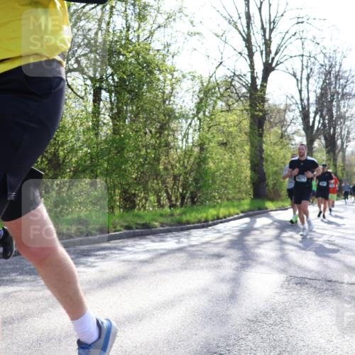 12.04.2026 - 45. Internationalen Wilhelmsburger Insellauf Yannick Fuchs http://msf.ph/oto/9486144 12.04.2026 10:29:48 Laufen 08, 525, 1471 meine-sportfotos.de